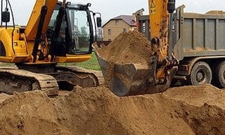 Выкопать яму экскаватором в Муравленко от 949 руб. - 2Землекопа-Мрв